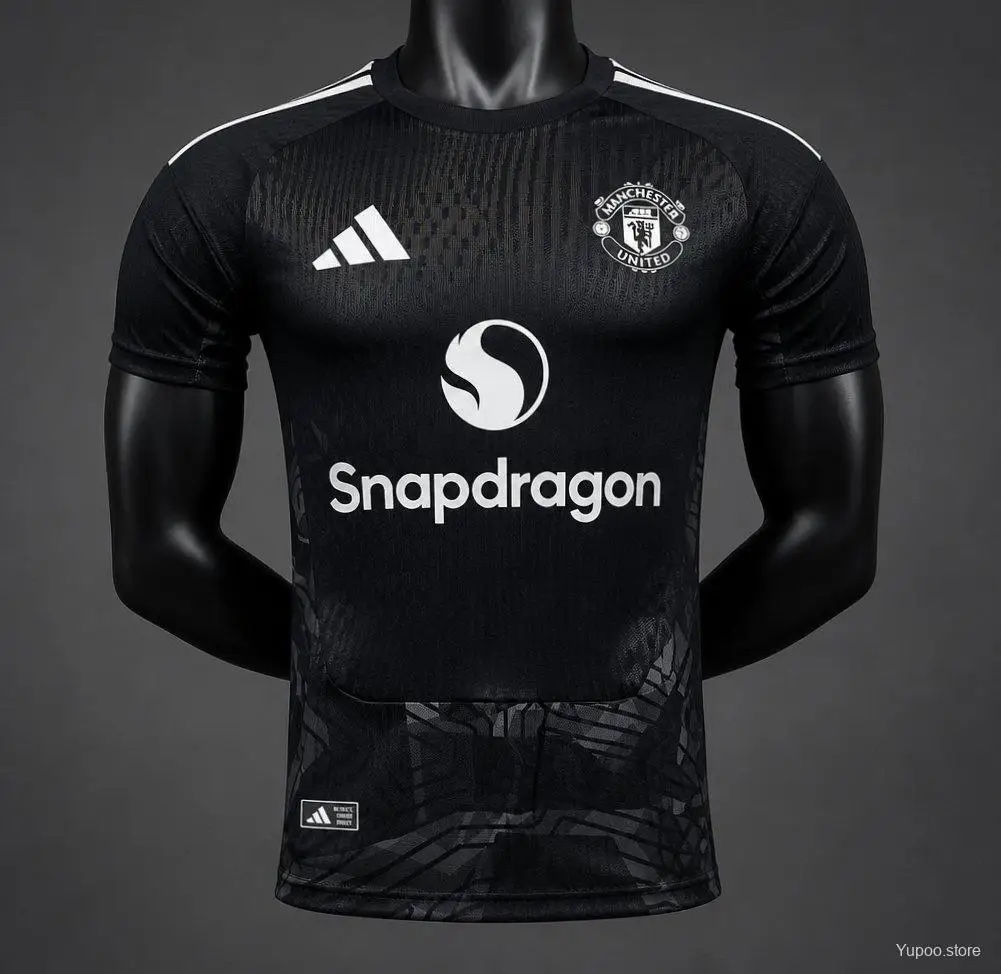 Man united black GK